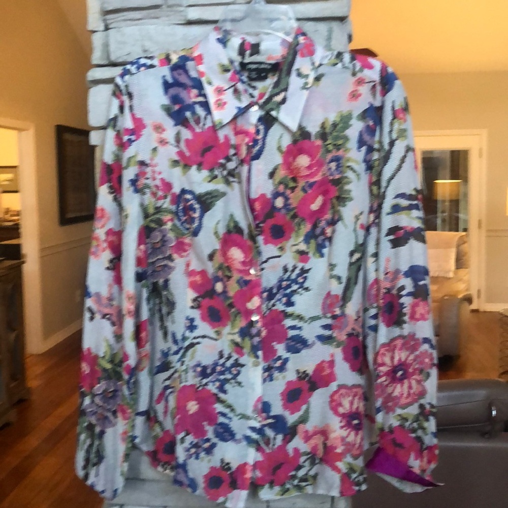 Paper white brand long sleeve silk blouse.